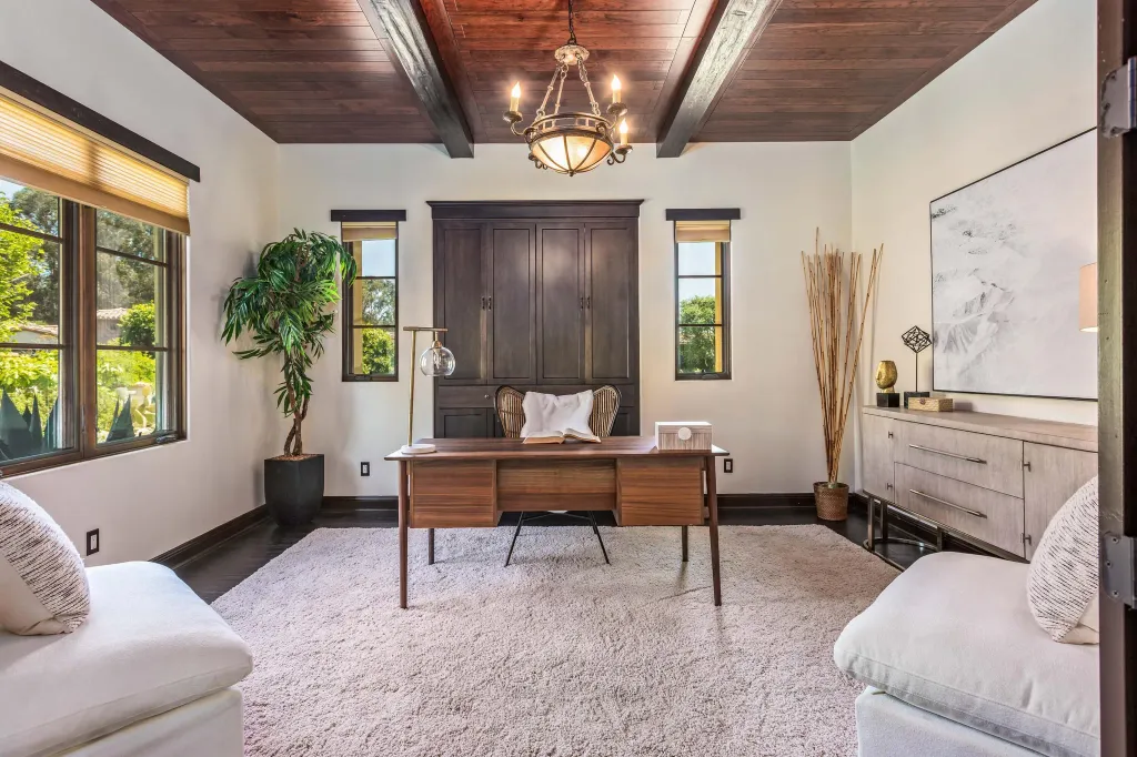 Property photo 3 of 10 <Alttext/>
