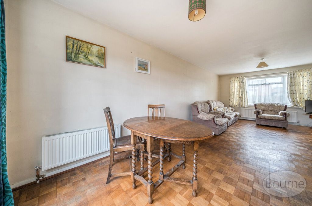 Property photo 3 of 18 Picture No. 22