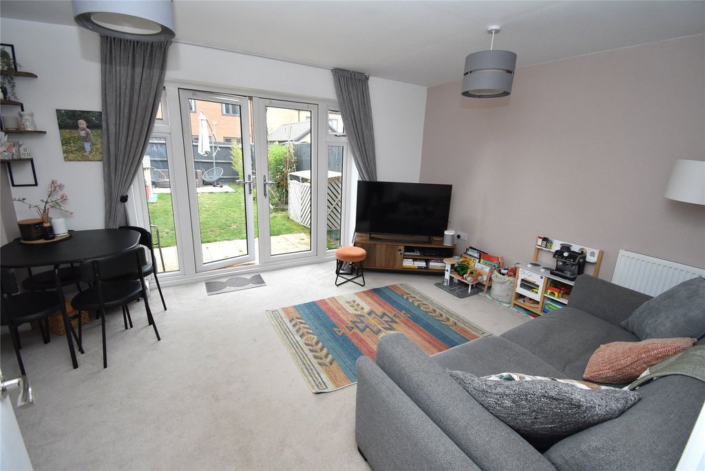 Property photo 2 of 11 Picture No. 10