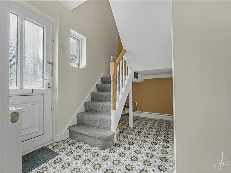 Property photo 2 of 24 Hallway