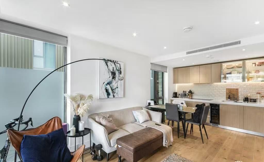 Property photo 1 of 3