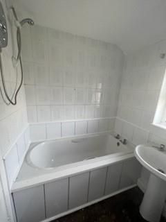 Property photo 3 of 3 Bathroom.Jpg