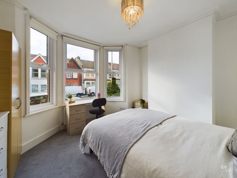 Property photo 3 of 9 Photo 10