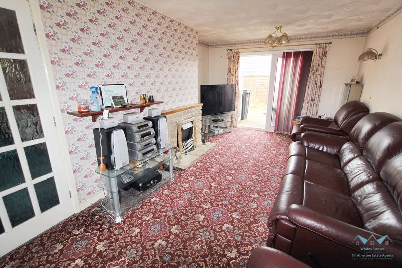 Property photo 3 of 15 Photo 2