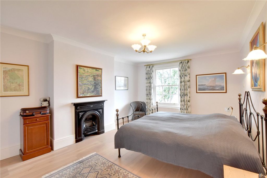 Property photo 3 of 29 Picture No. 21