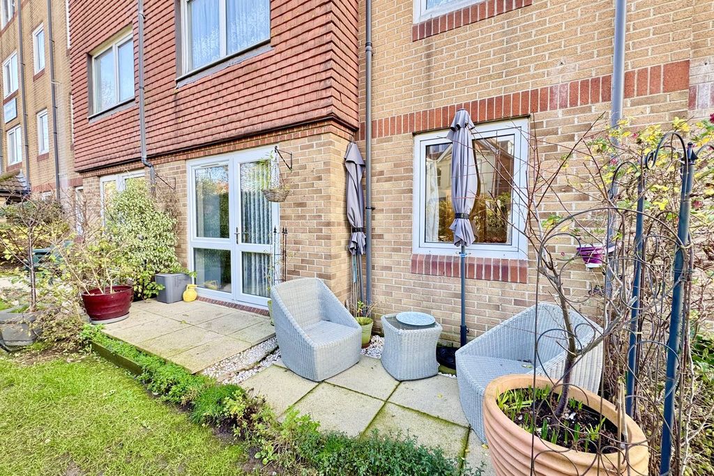 Property photo 3 of 15