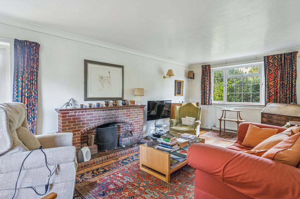 Property photo 2 of 30