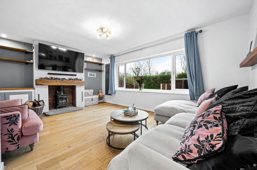 Property photo 3 of 45