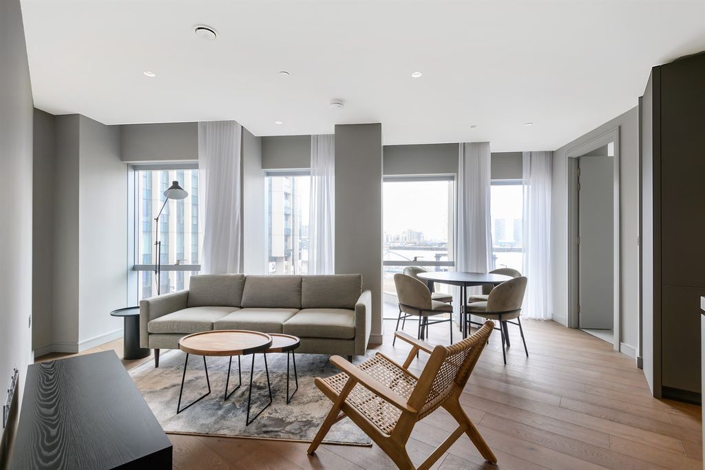 Property photo 1 of 14 (Email)