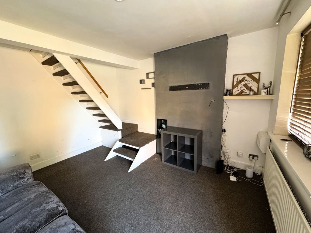 Property photo 3 of 13 Photo 13