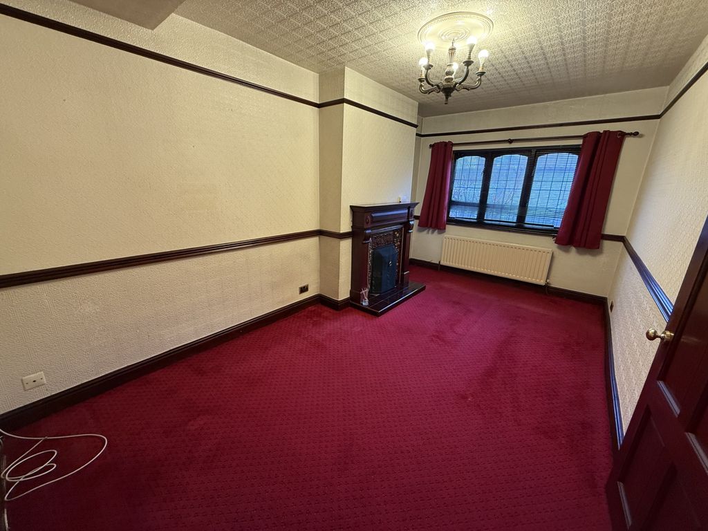 Property photo 3 of 16 Img_1894