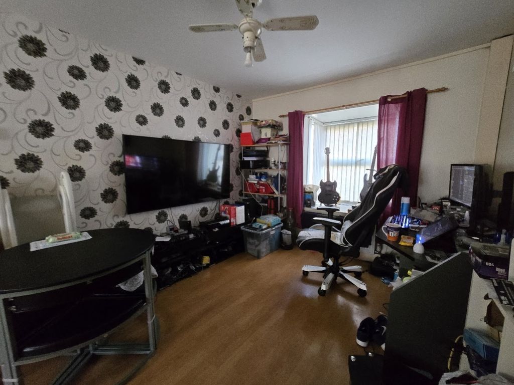 Property photo 2 of 9 20250117_143126