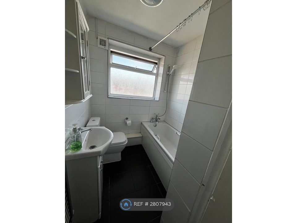 Property photo 1 of 25