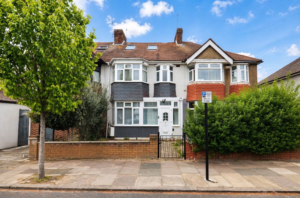 Property photo 1 of 8