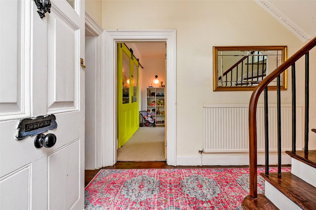 Property photo 3 of 25 Picture No. 04