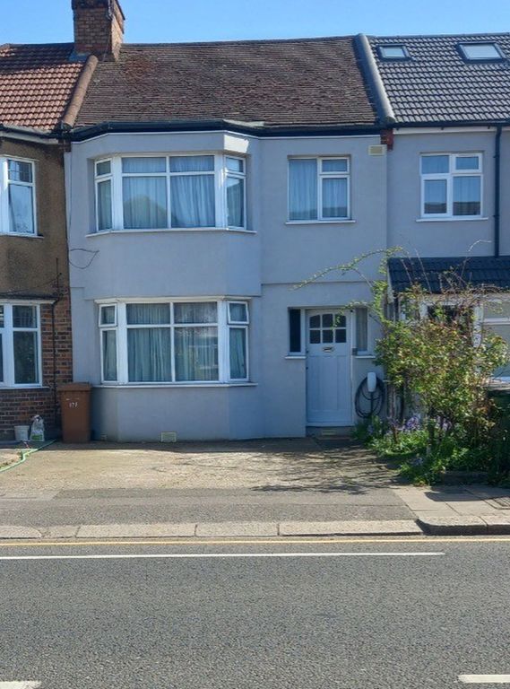 Property photo 1 of 11 Photo 21