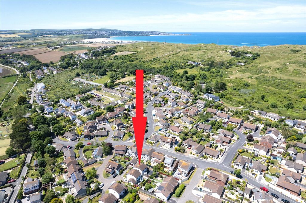 Property photo 1 of 18 Picture No. 01