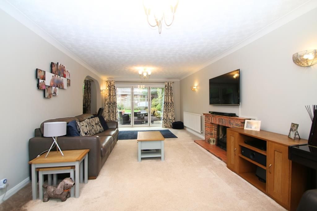 Property photo 3 of 20