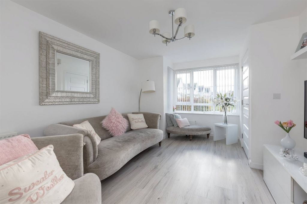 Property photo 2 of 20 Picture No. 08