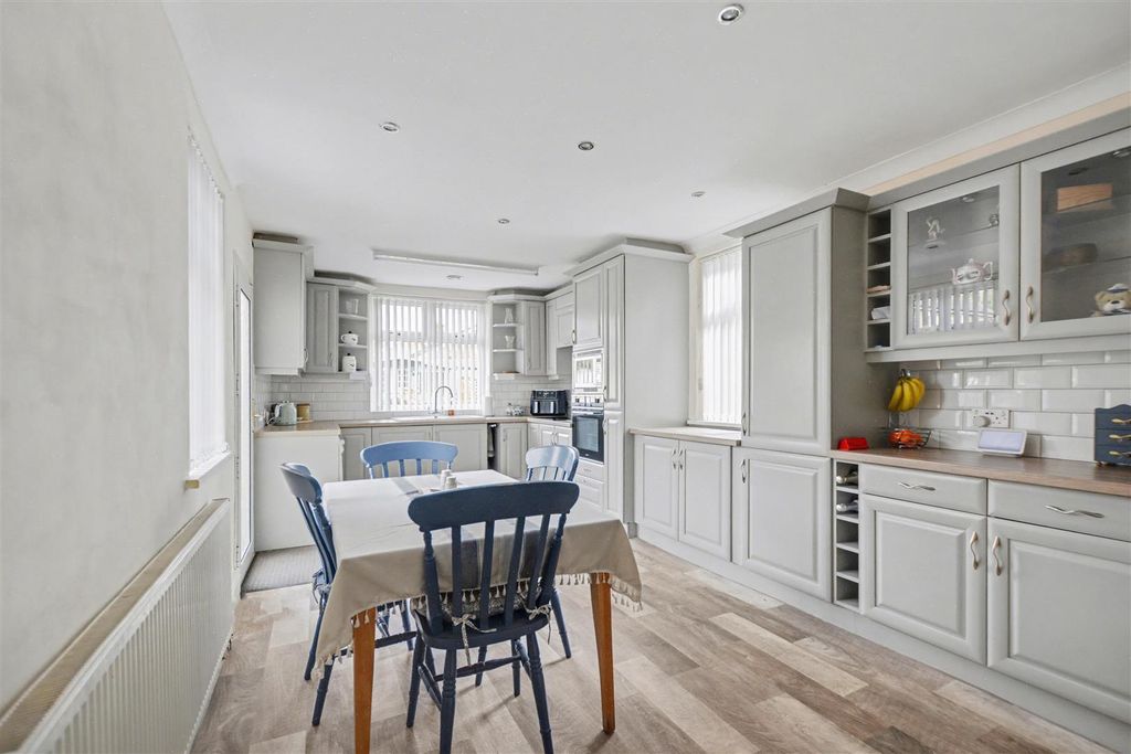 Property photo 2 of 35 Kitchen Diner_1.Jpeg