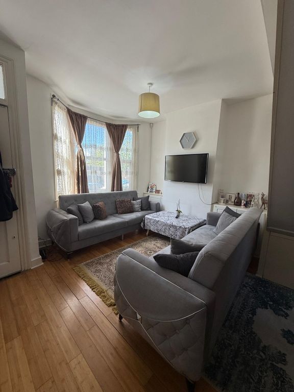 Property photo 2 of 15 Gallery