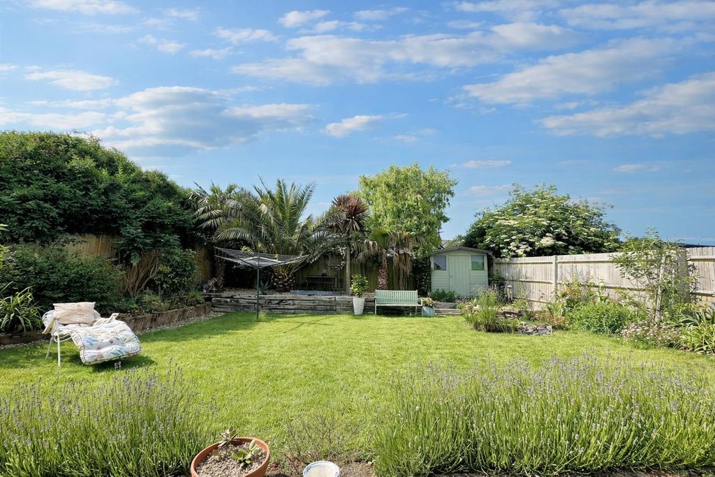 Property photo 3 of 21 Garden2.Png