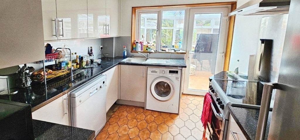 Property photo 2 of 9 Picture No. 03