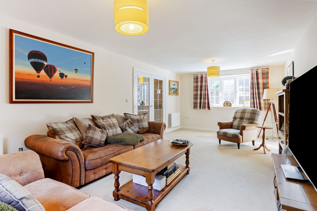 Property photo 2 of 14