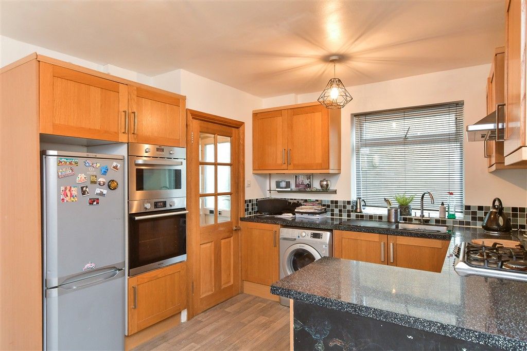 Property photo 2 of 12 Kitchen/ Diner