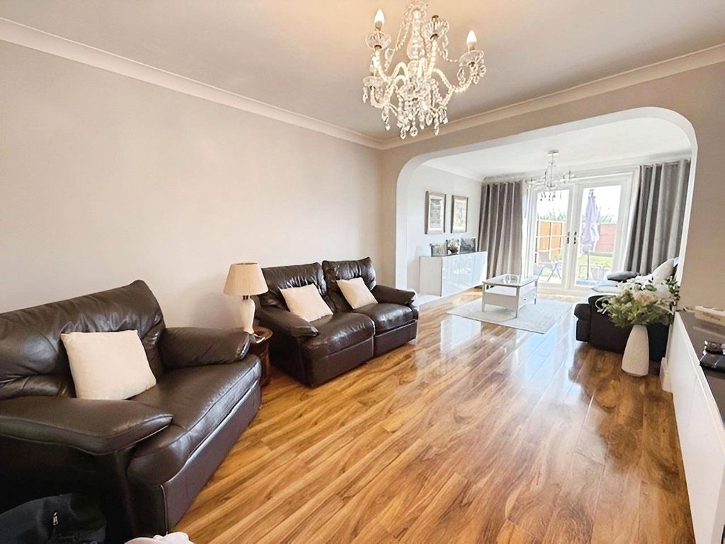 Property photo 2 of 15 Picture No. 49