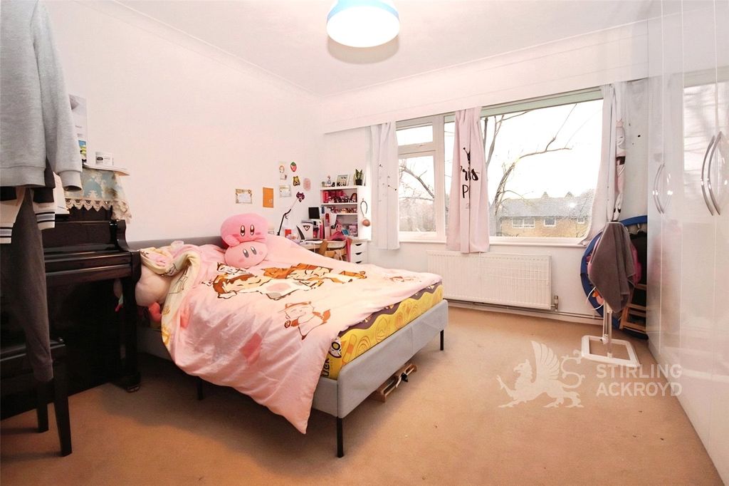 Property photo 2 of 7 Bedroom