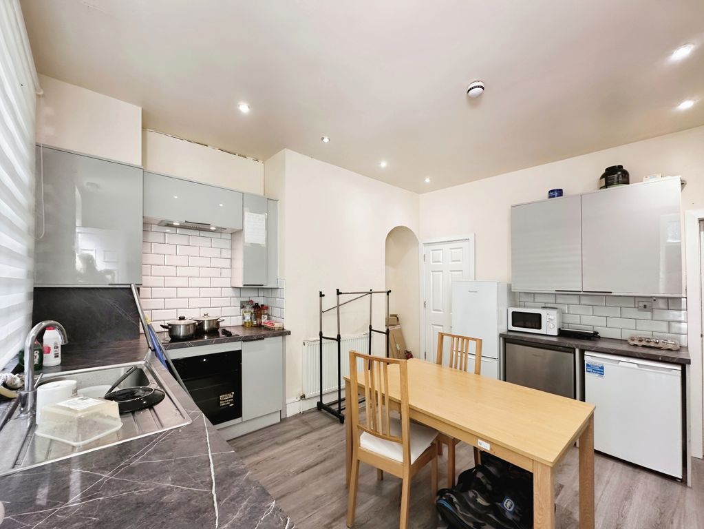 Property photo 2 of 12 Kitchen/Diner
