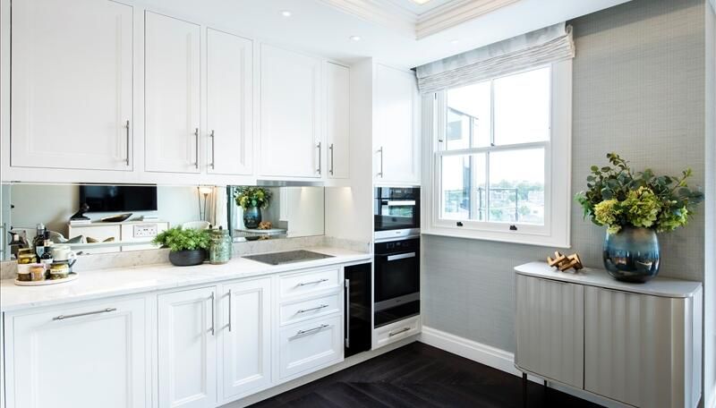 Property photo 3 of 12 Kitchen
