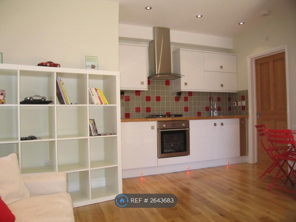 Property photo 2 of 9