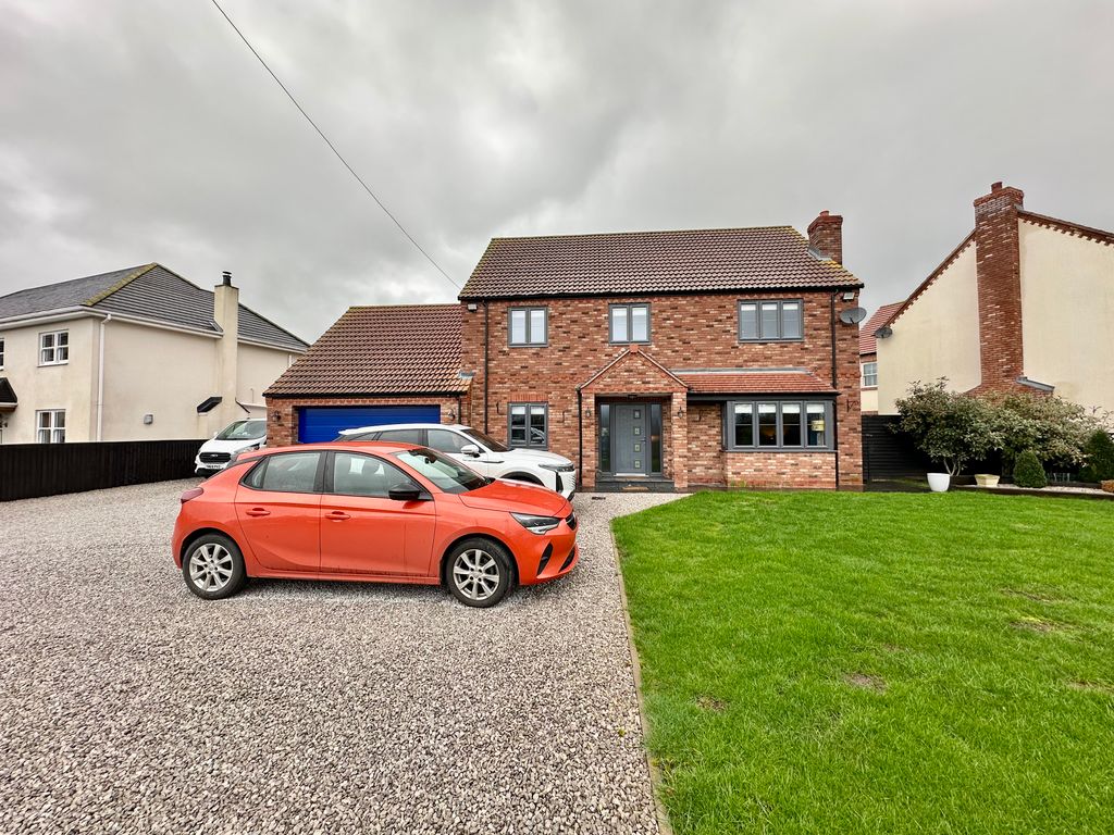 Property photo 3 of 39 Img_9831