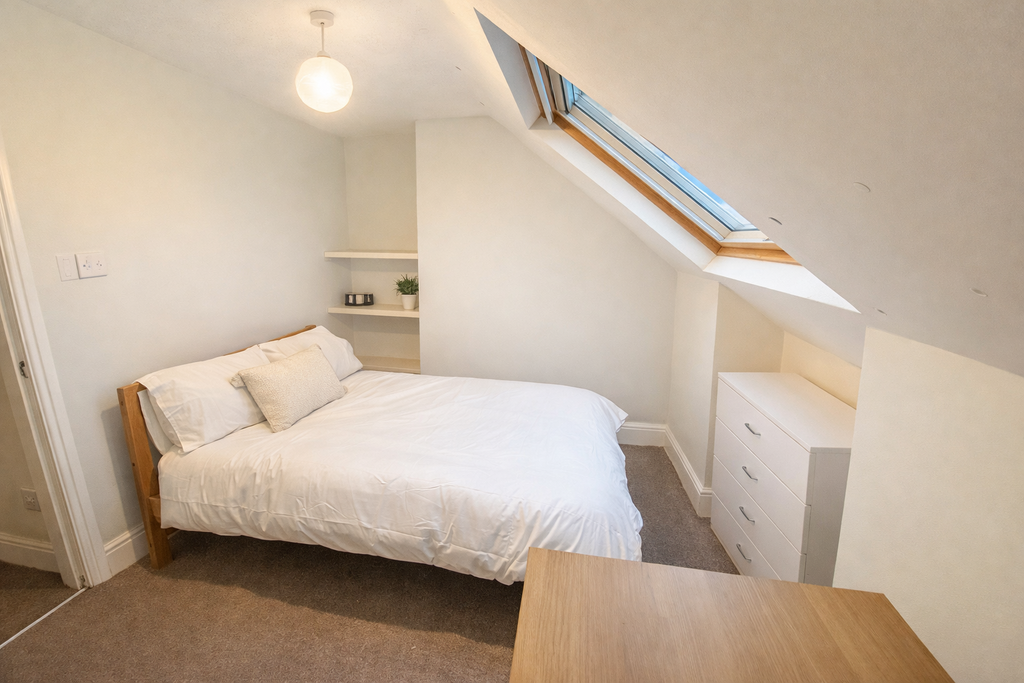 Property photo 3 of 5 2Ec10B9d-Addb-40B2-B305-cc1134c5507c