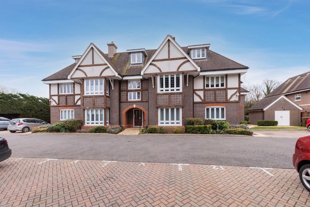 Property photo 1 of 15