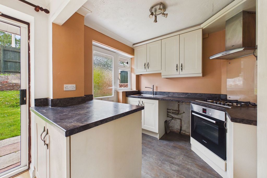 Property photo 2 of 13