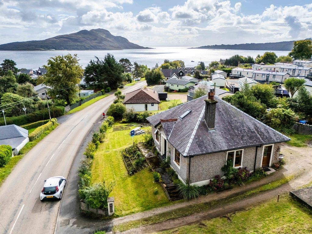 Property photo 1 of 78 4570782