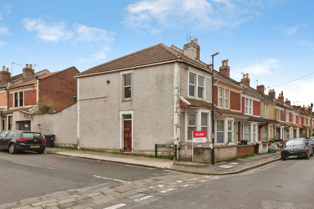 Property photo 2 of 18 Pbox-Img.Jpg