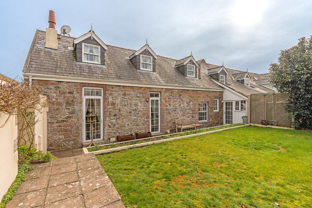 Property photo 3 of 22 Not Specified