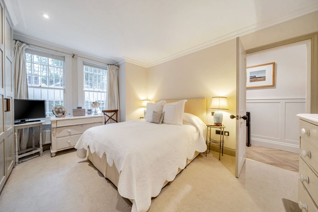 Property photo 3 of 18 1540492-18-1A187E...