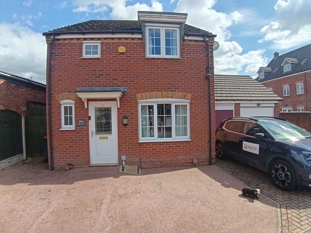 Property photo 1 of 12