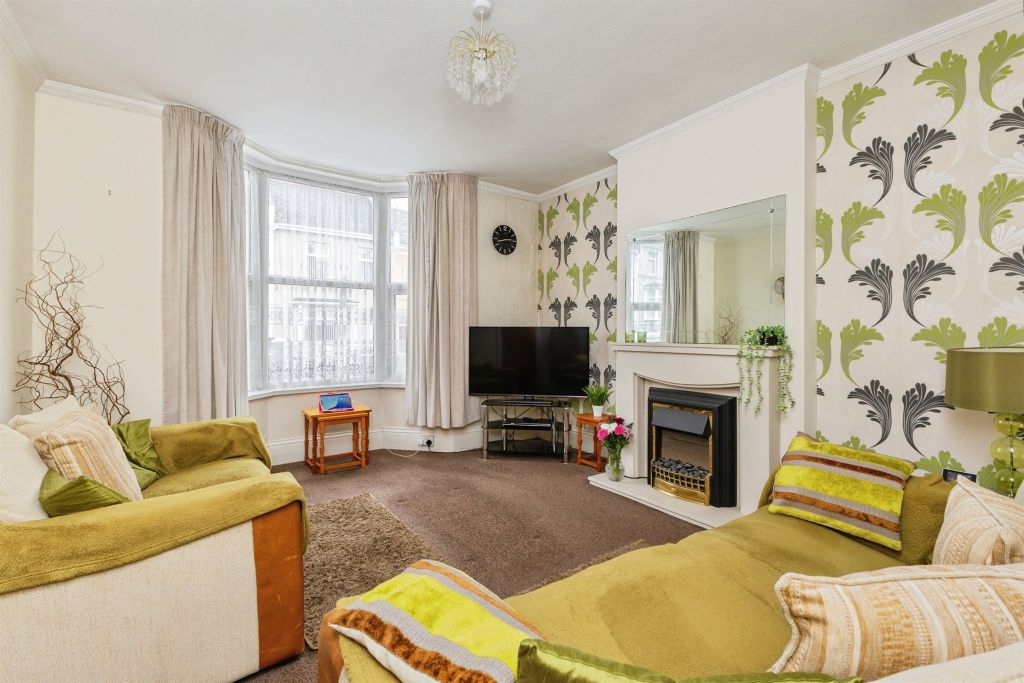 Property photo 2 of 14
