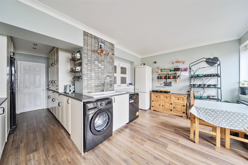 Property photo 3 of 19 1416448-6-69A064B25c9Bd.Jpg