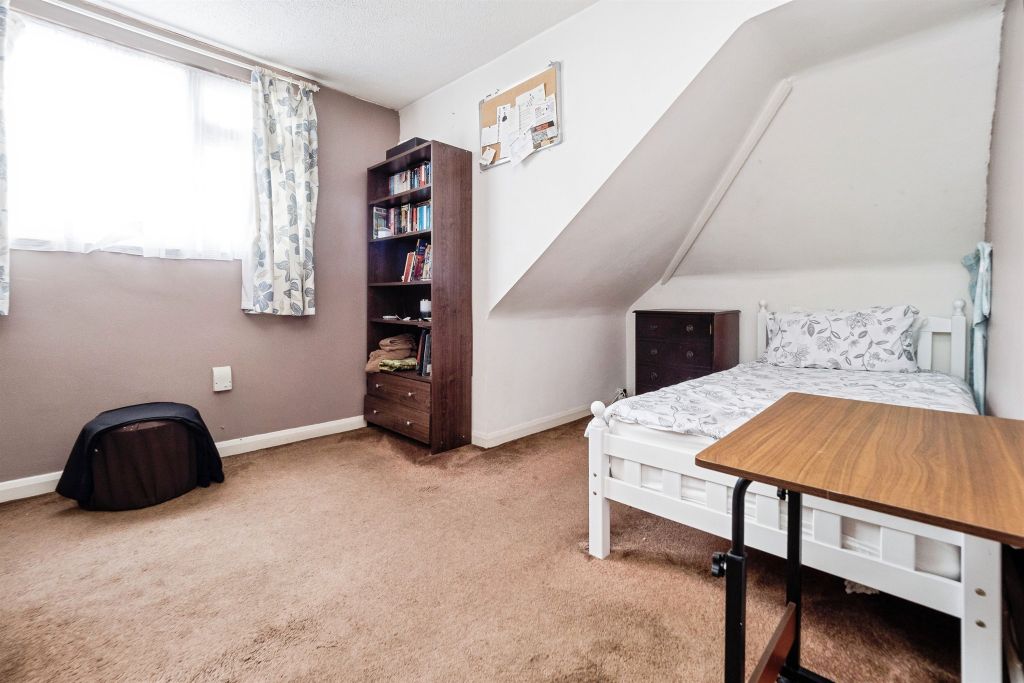 Additional image 13 of 5 bed detached house for saleBetterton Road, Rainham RM13