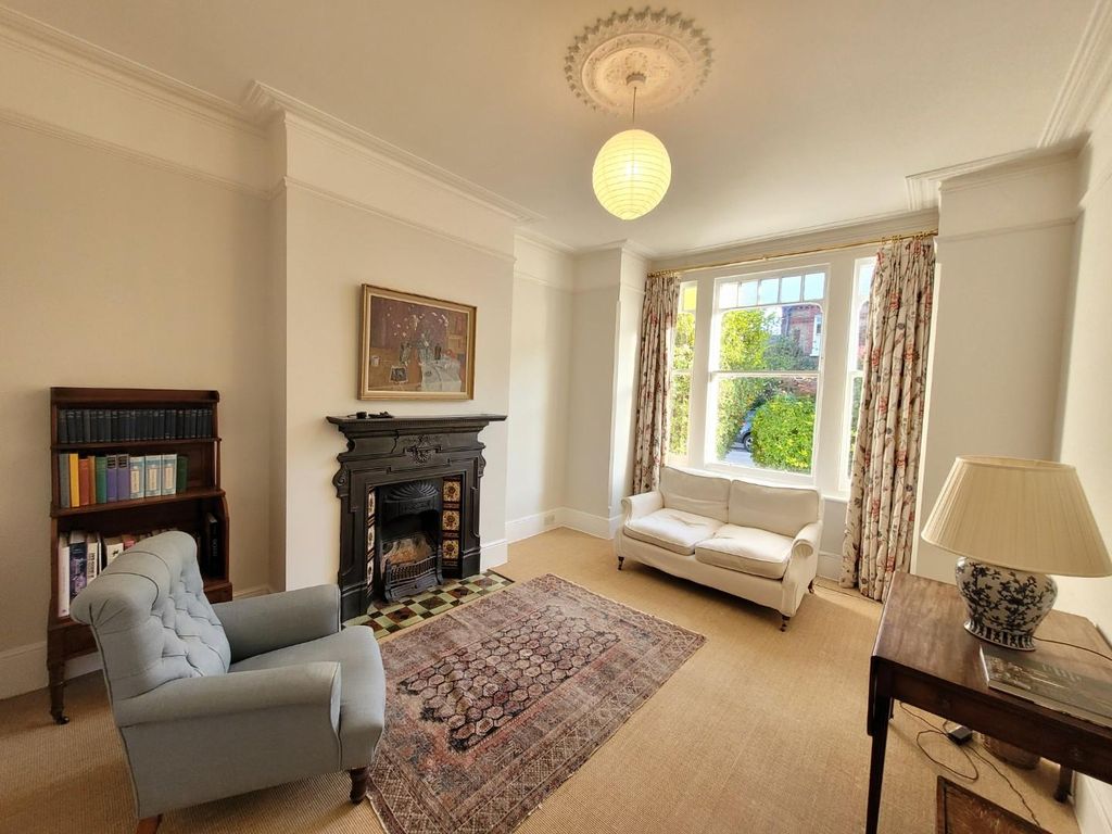 Property photo 3 of 9 Photo 3.Jpg