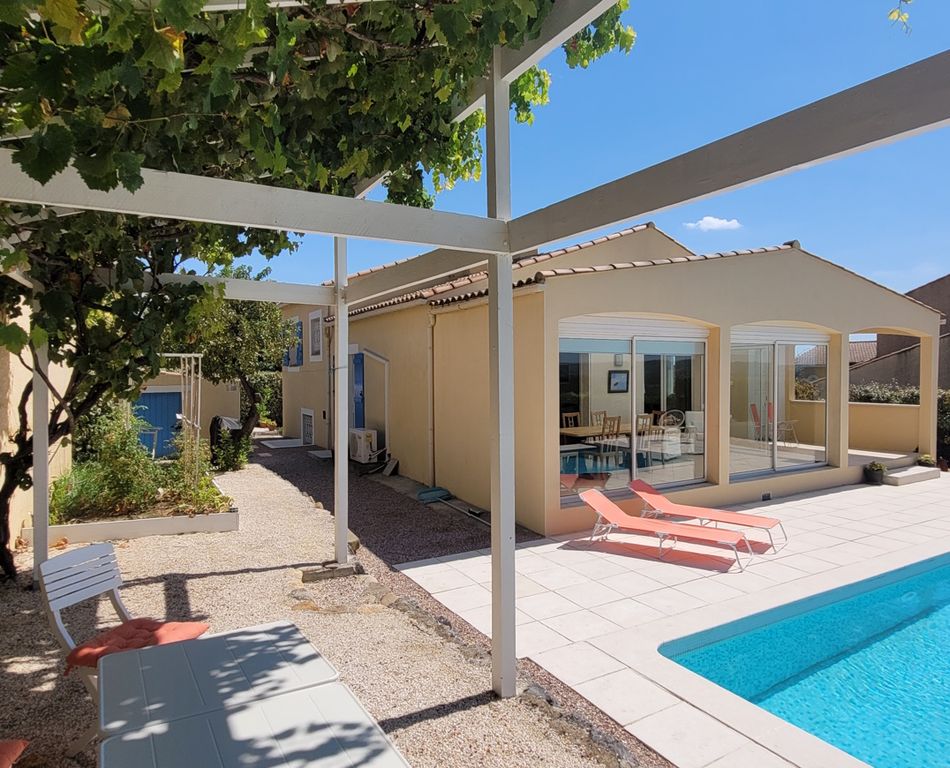 Property photo 2 of 16 The439000Eb