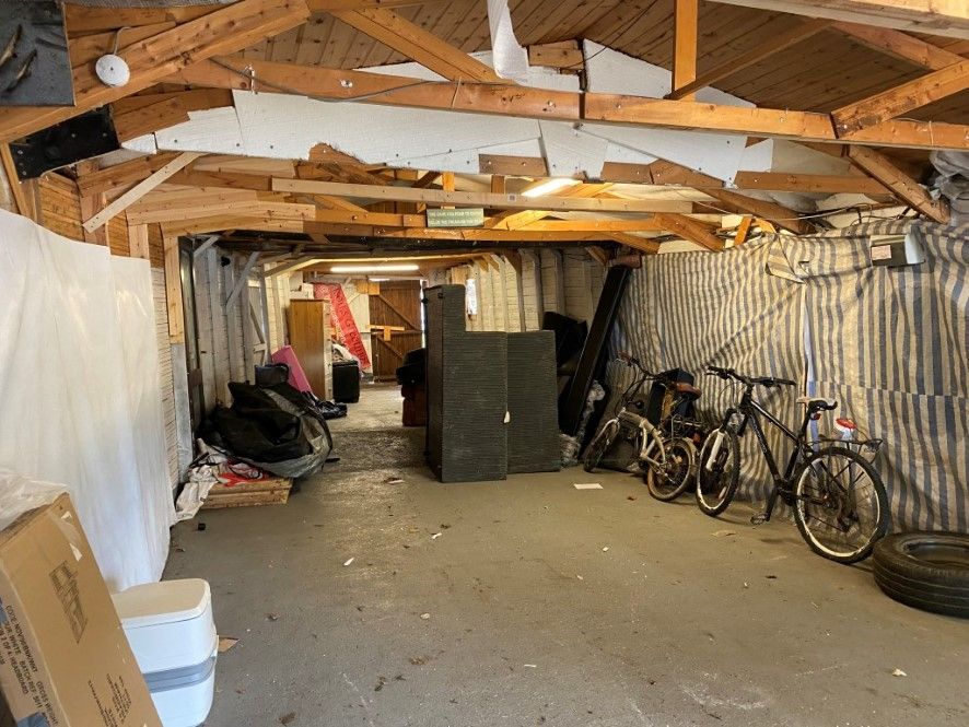 Property photo 3 of 5