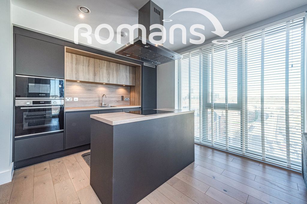 Property photo 2 of 10 Photo